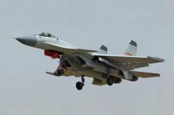 英雄联盟总决赛2025-蓝衣军团的血色黎明，2026世界杯H组关键战，意大利完胜秘鲁，C罗带队引爆进攻狂潮