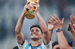 英雄联盟总决赛门票-球星爆发！赔率变化赛场再现神级操作的简单介绍