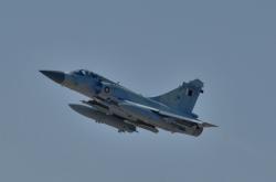 英雄联盟总决赛赛程-无解之矛与窒息之盾，当詹姆斯的毁灭力遇上绿军的钢铁防线