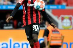 英雄联盟总决赛门票-加蓬足球明星被誉为新一代领袖