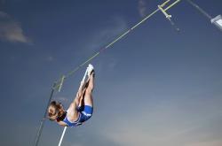 英雄联盟总决赛2025-巴拉圭河上的日耳曼战车，当跨界征服成为城市传奇