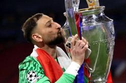 LOL决赛-曼城门将因伤缺席比赛，球队冲击联赛冠军受影响的简单介绍