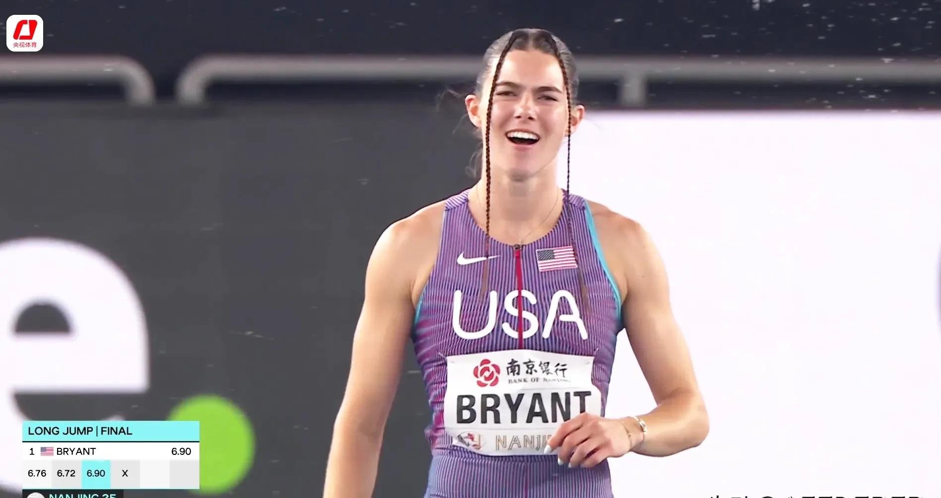 美国田径选手再创佳绩,奔向金牌 美国田径选手再创佳绩,奔向金牌