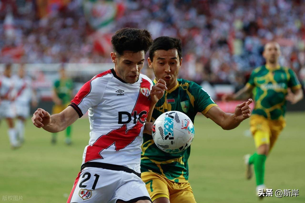 关于巴列卡诺客场大胜，提升排名的信息