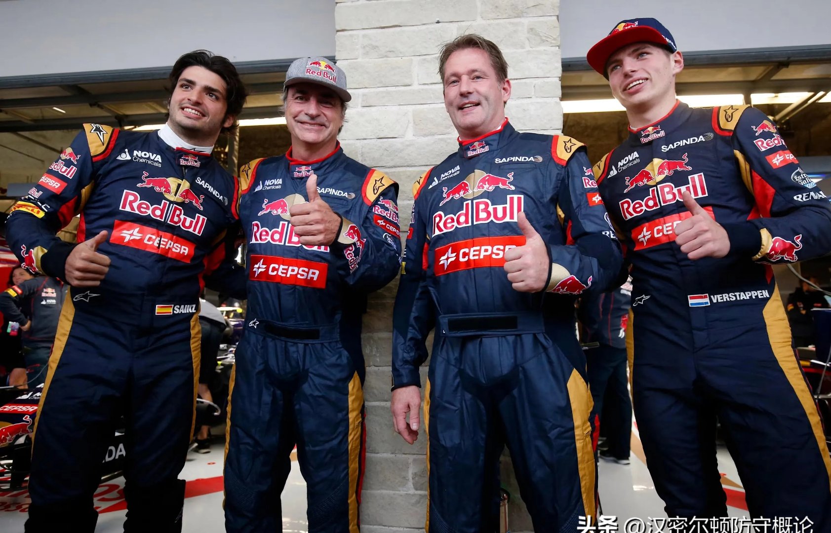 包含红牛车队力克迈凯伦，塞恩斯状态火热的词条