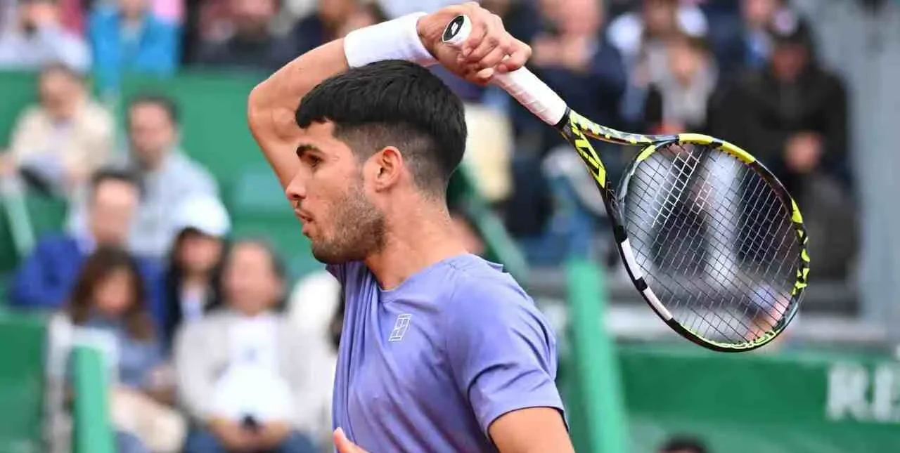 拉沃尔杯翻盘年终总决赛,阿尔卡拉斯状态火热 拉沃尔杯翻盘年终总决赛,阿尔卡拉斯状态火热