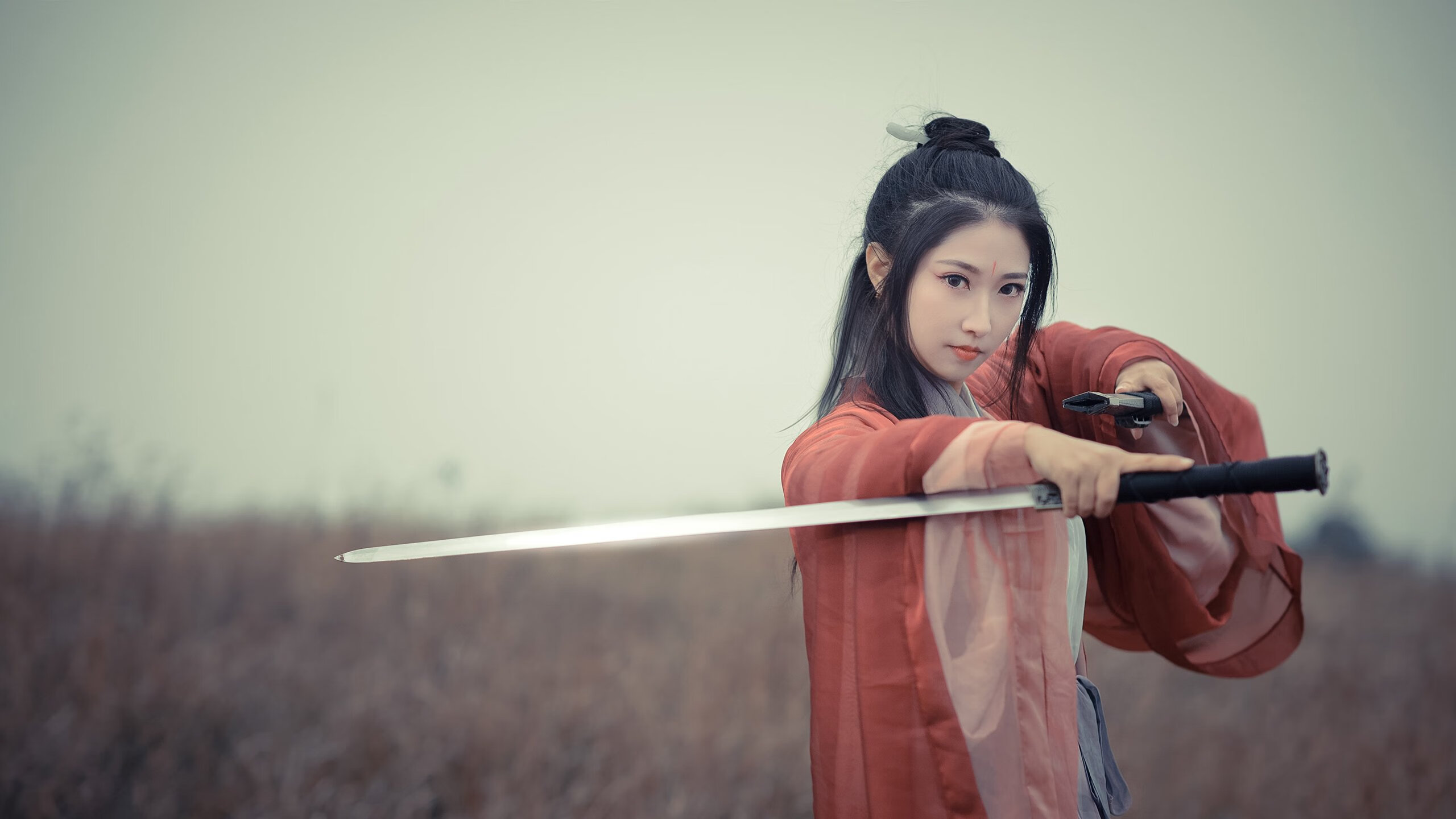 冰与火的对位诗篇，哈登孤星闪烁与辽宁铁骑踏碎寒夜